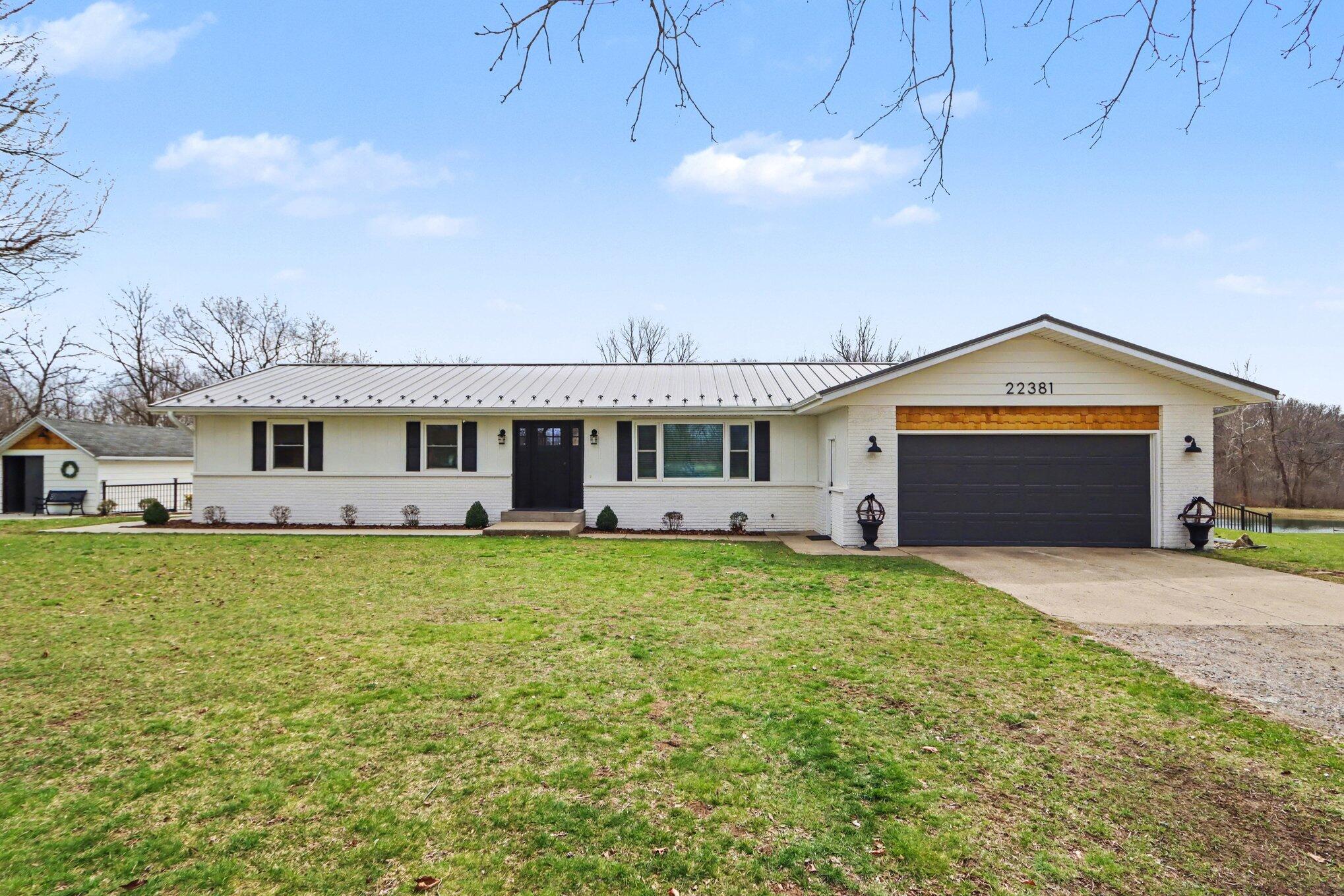 22381 North Angling Road Centreville, MI 49032 - Photo 2 of 45 Welcome Home!