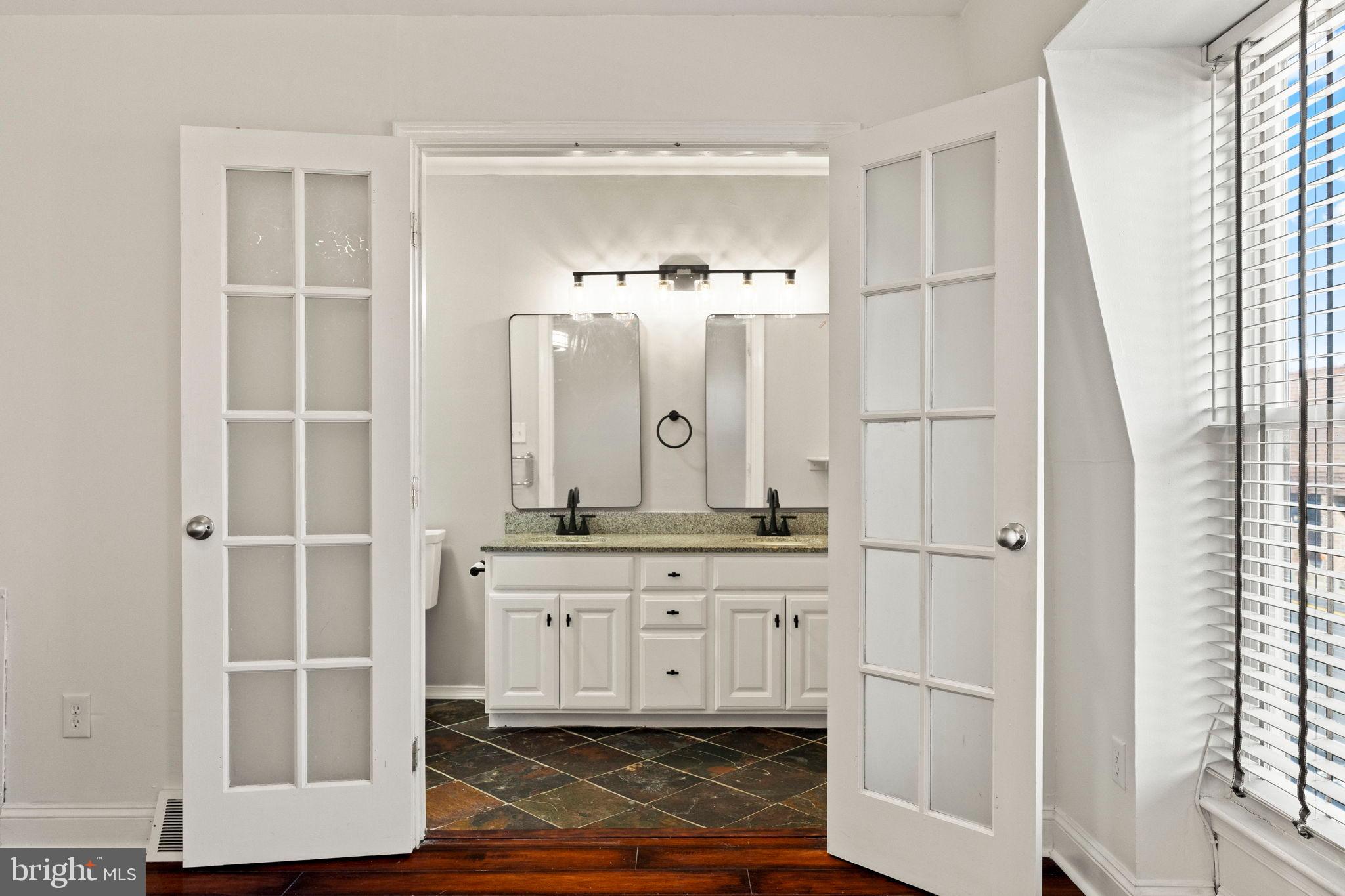 11849B Academy Road, Unit C4 Philadelphia, PA 19154 - Photo 14 of 30 Elegant main bedroom bathroom