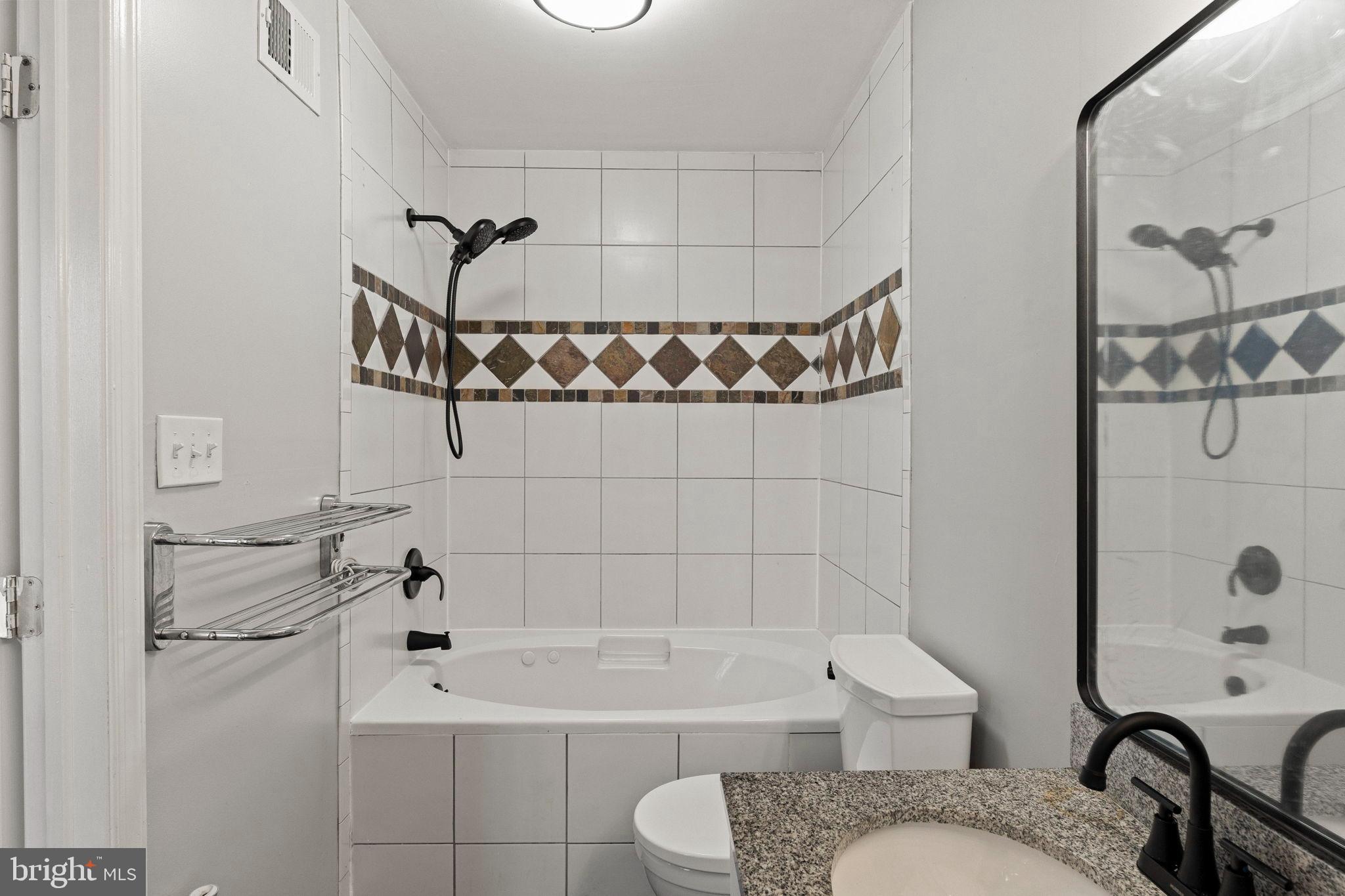 11849B Academy Road, Unit C4 Philadelphia, PA 19154 - Photo 16 of 30