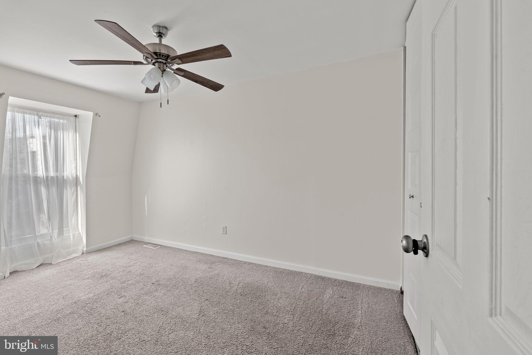 11849B Academy Road, Unit C4 Philadelphia, PA 19154 - Photo 20 of 30 Third bedroom