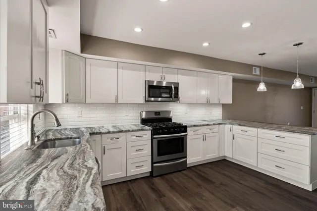 $279,900 | 11849B Academy Road, Unit C4, Philadelphia, PA 19154