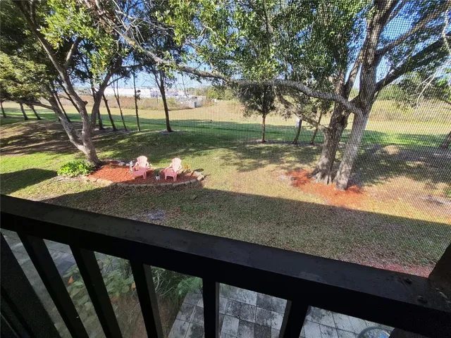 $1,700 | 114 Meadow Lane, Unit 114, Oldsmar, FL 34677