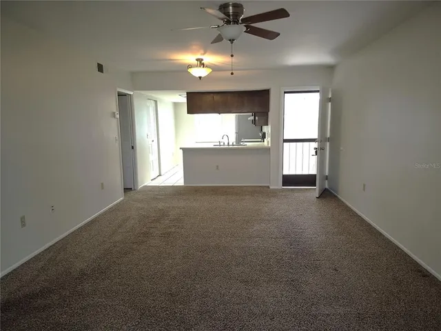 $1,700 | 114 Meadow Lane, Unit 114, Oldsmar, FL 34677