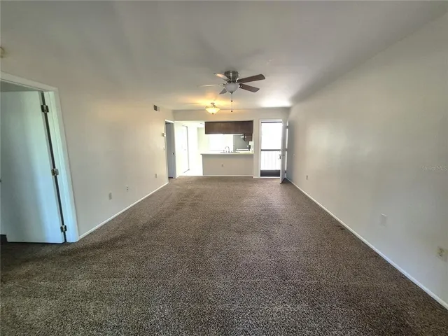 $1,700 | 114 Meadow Lane, Unit 114, Oldsmar, FL 34677
