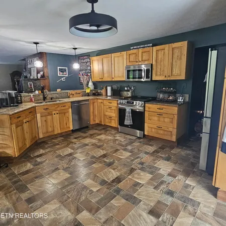 $439,900 | 1100 Mill Branch Road, Huntsville, TN 37756
