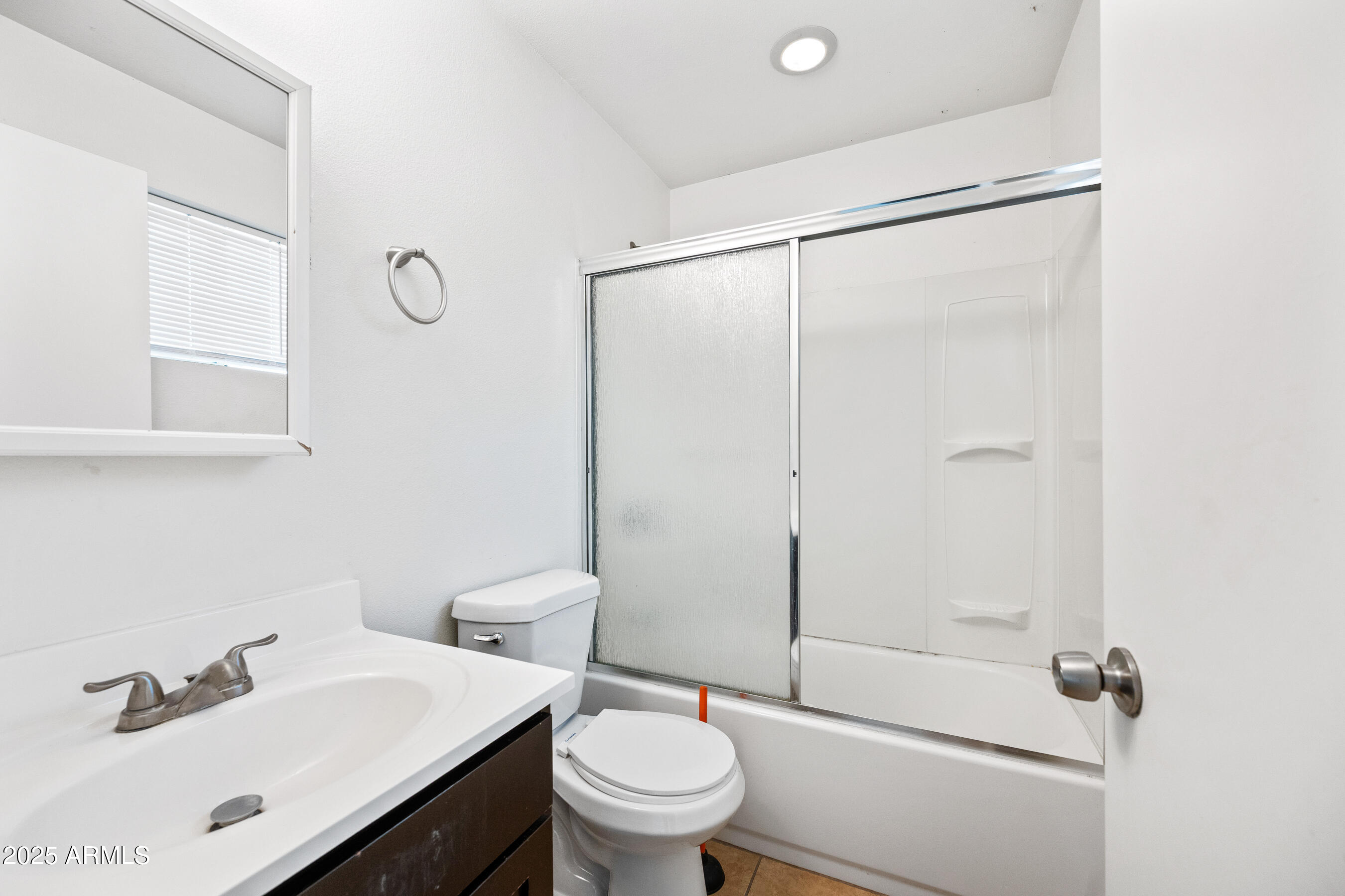 3949 East Earll Drive, Unit 2 Phoenix, AZ 85018 - Photo 10 of 10 9-3949EED2-ocupix-