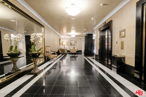 $7,490 | 1645 Vine Street, Unit 1007, Los Angeles, CA 90028