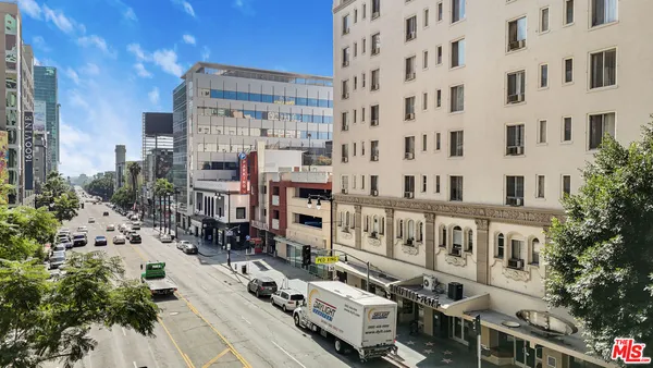 $7,490 | 1645 Vine Street, Unit 1007, Los Angeles, CA 90028