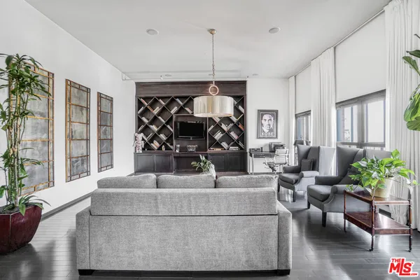 $7,490 | 1645 Vine Street, Unit 1007, Los Angeles, CA 90028