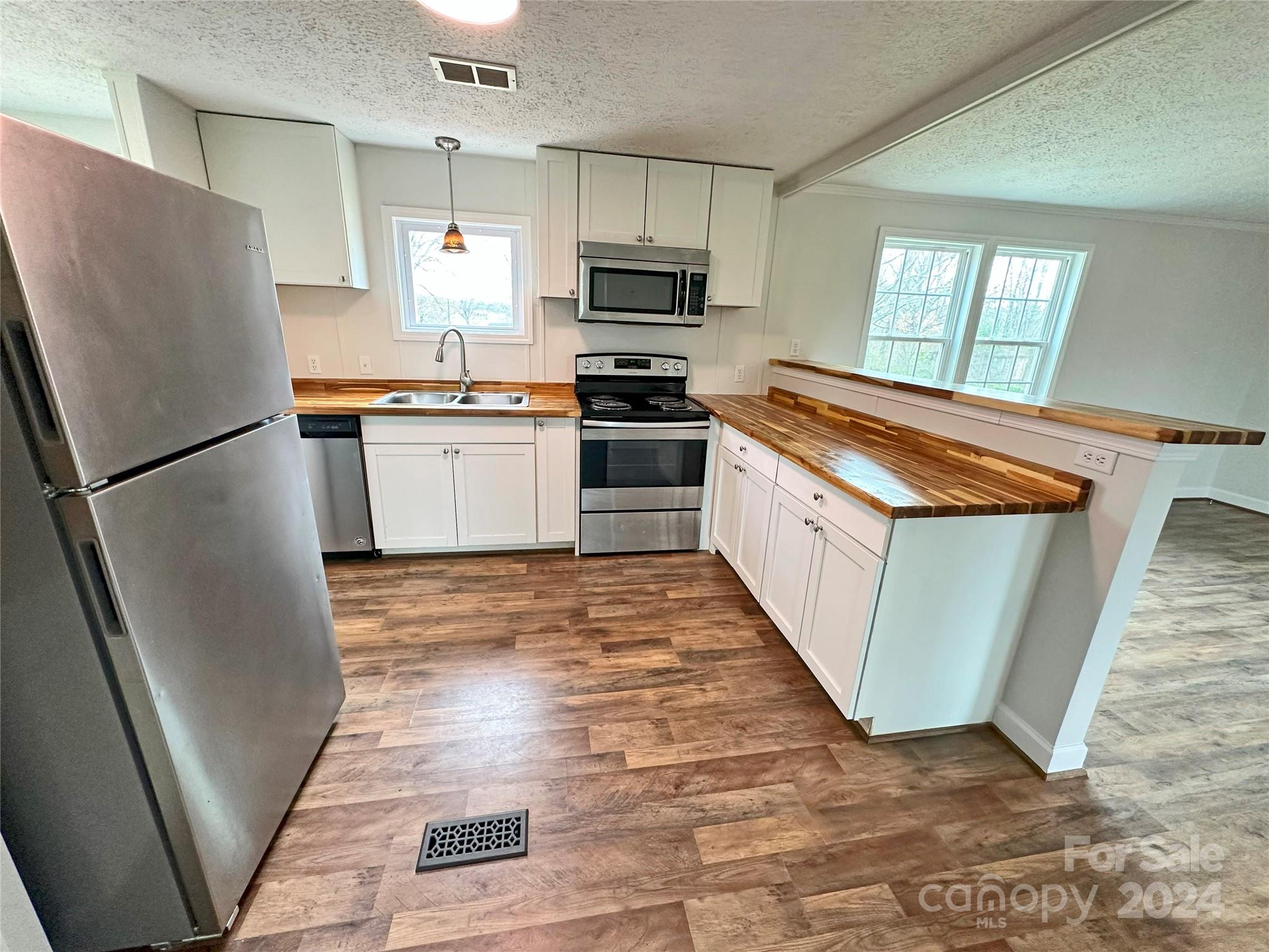 1725 Power Line Road Lincolnton, NC 28092 - Photo 8 of 22 Gallery Image 8