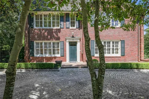 $1,995,000 | 10 Palisades Road Northeast, Atlanta, GA 30309