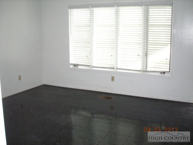 151 Cascades Boone, NC 28607 - Photo 6 of 11 Gallery Image 6