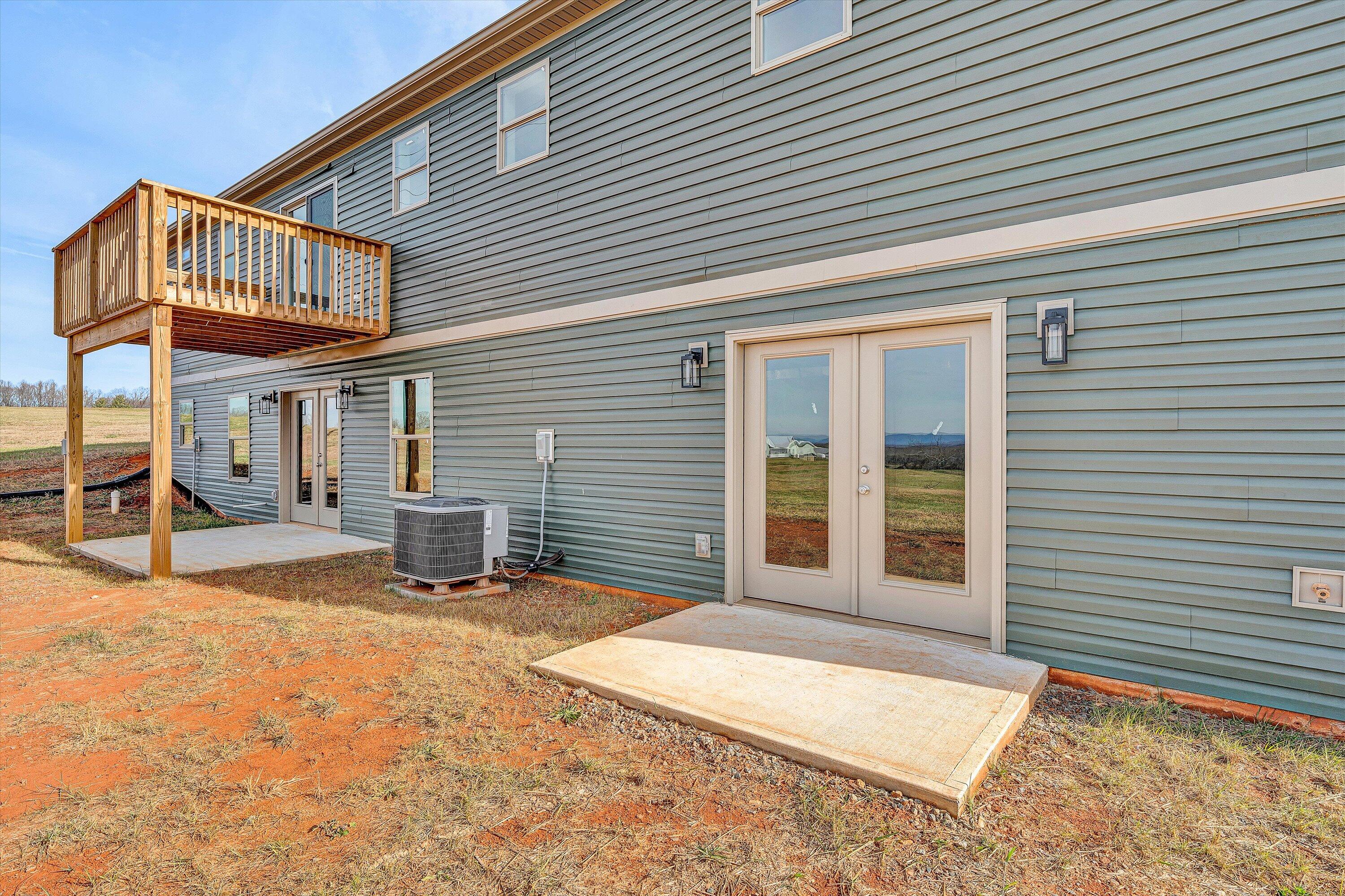 2227 Hendricks Store Road Moneta, VA 24121 - Photo 49 of 55 41-DSC00205