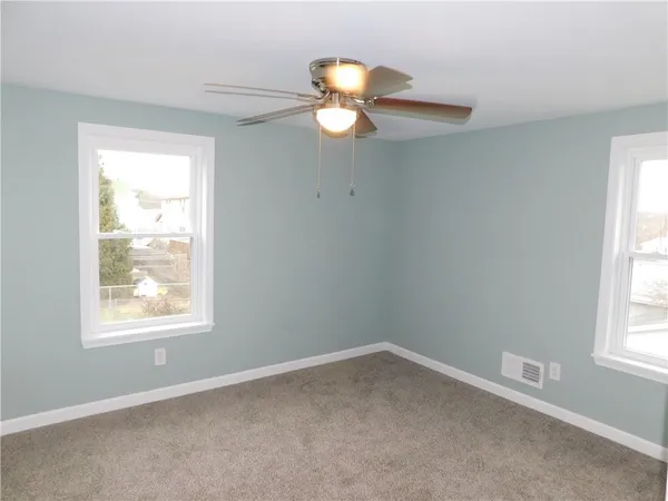 a view of empty room with window