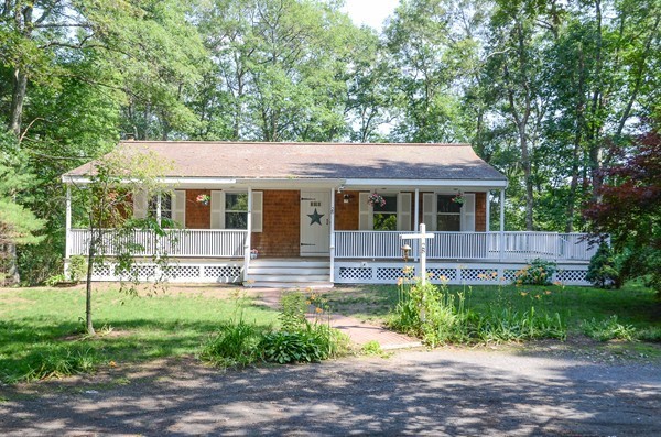 28 Camp Road Foxboro, MA 02035 - Photo 1 of 25 Gallery Image 1