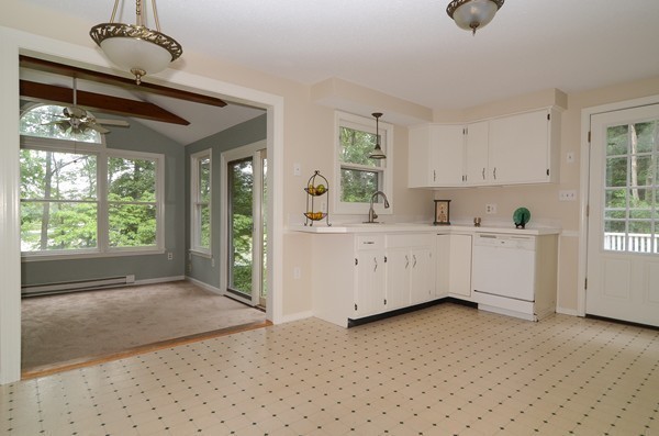 28 Camp Road Foxboro, MA 02035 - Photo 11 of 25 Gallery Image 11