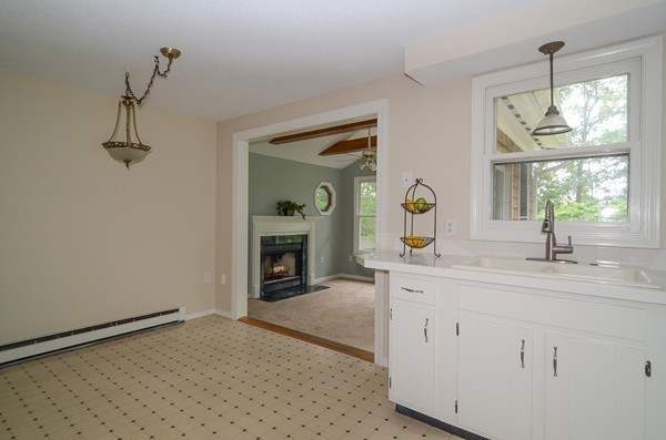 28 Camp Road Foxboro, MA 02035 - Photo 12 of 25 Gallery Image 12
