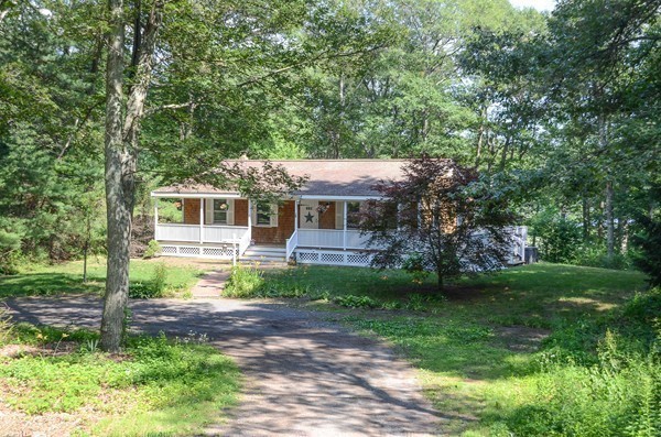28 Camp Road Foxboro, MA 02035 - Photo 4 of 25 Gallery Image 4