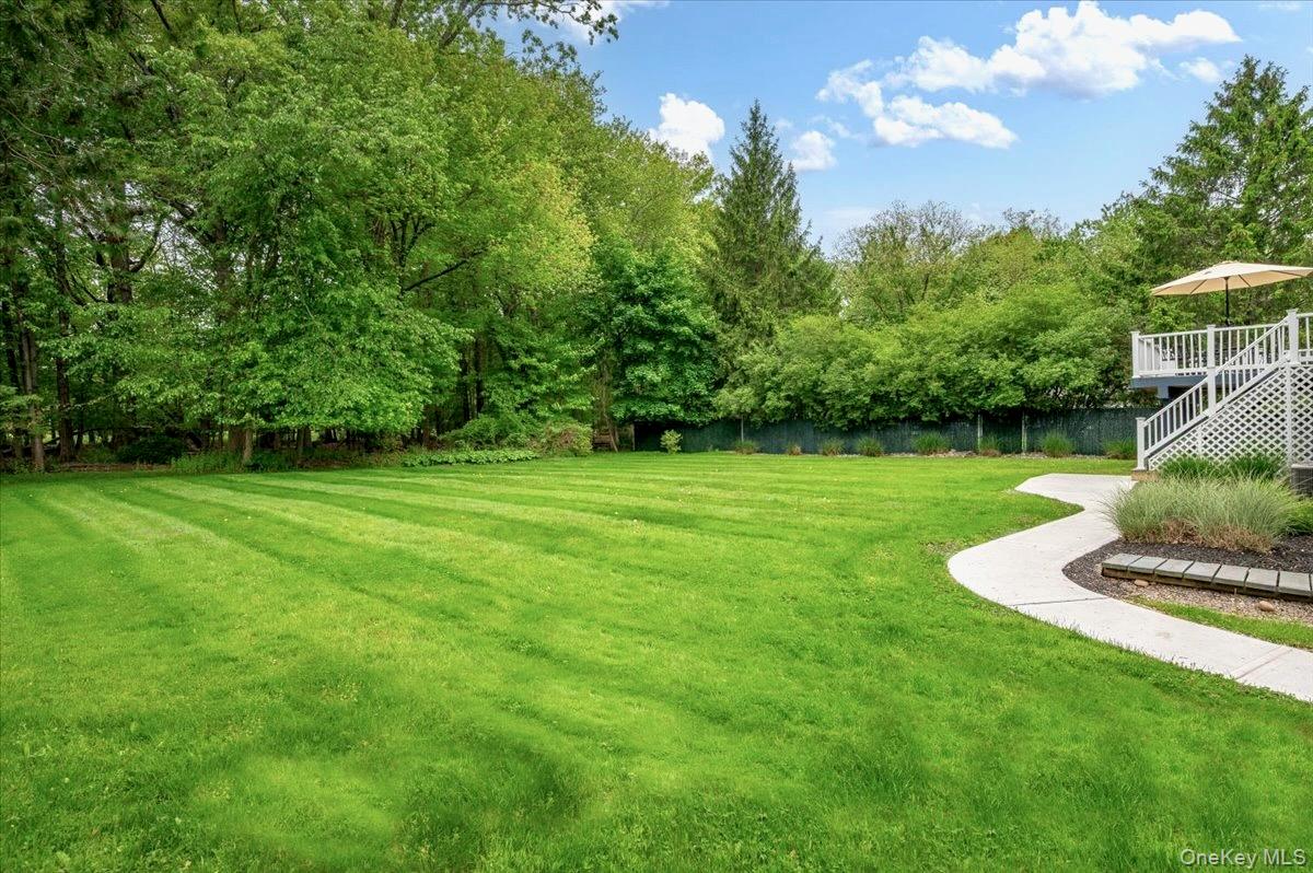 280 Maple Road Valley Cottage, NY 10989 - Photo 2 of 37
