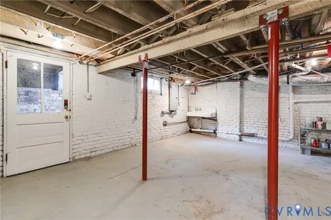 $999,900 | 2525 West Grace Street, Richmond, VA 23220