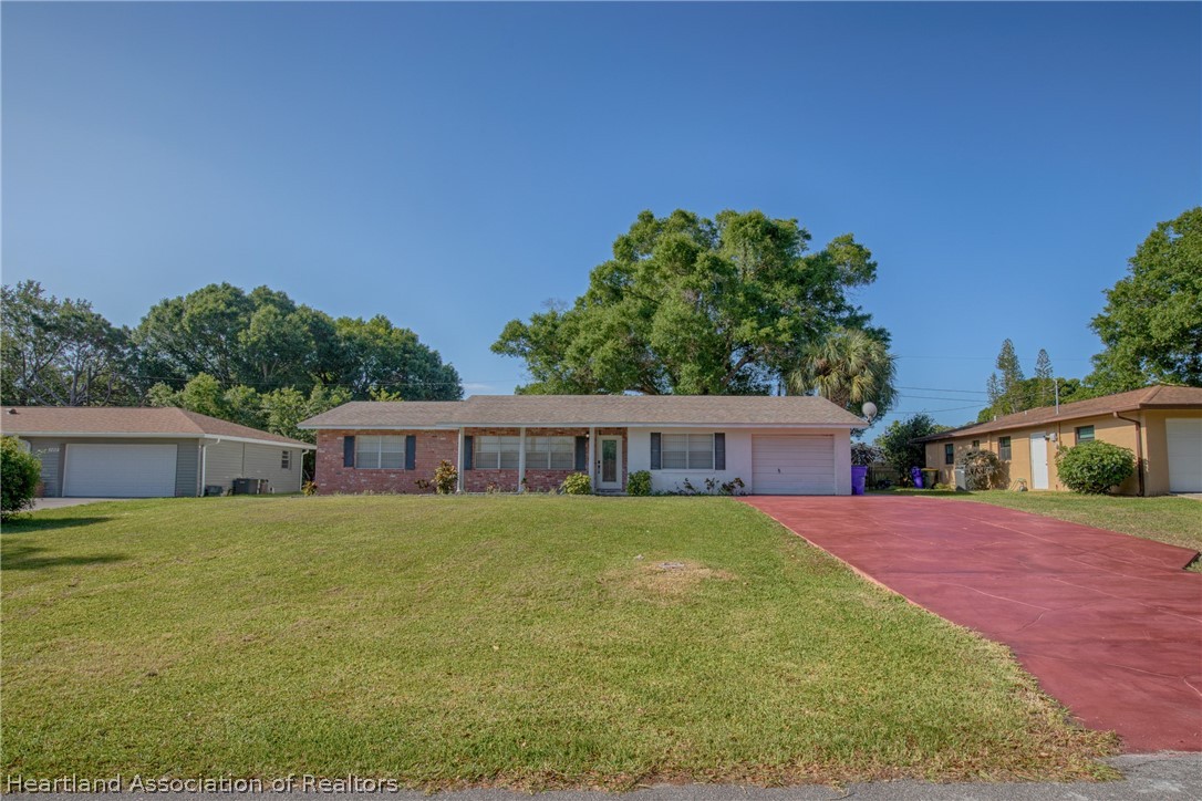 102 Lemon Road Northwest Lake Placid, FL 33852 - Photo 3 of 34 Gallery Image 3