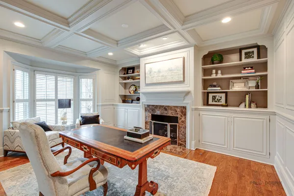 $2,595,000 | 326 East North Avenue, Lake Bluff, IL 60044