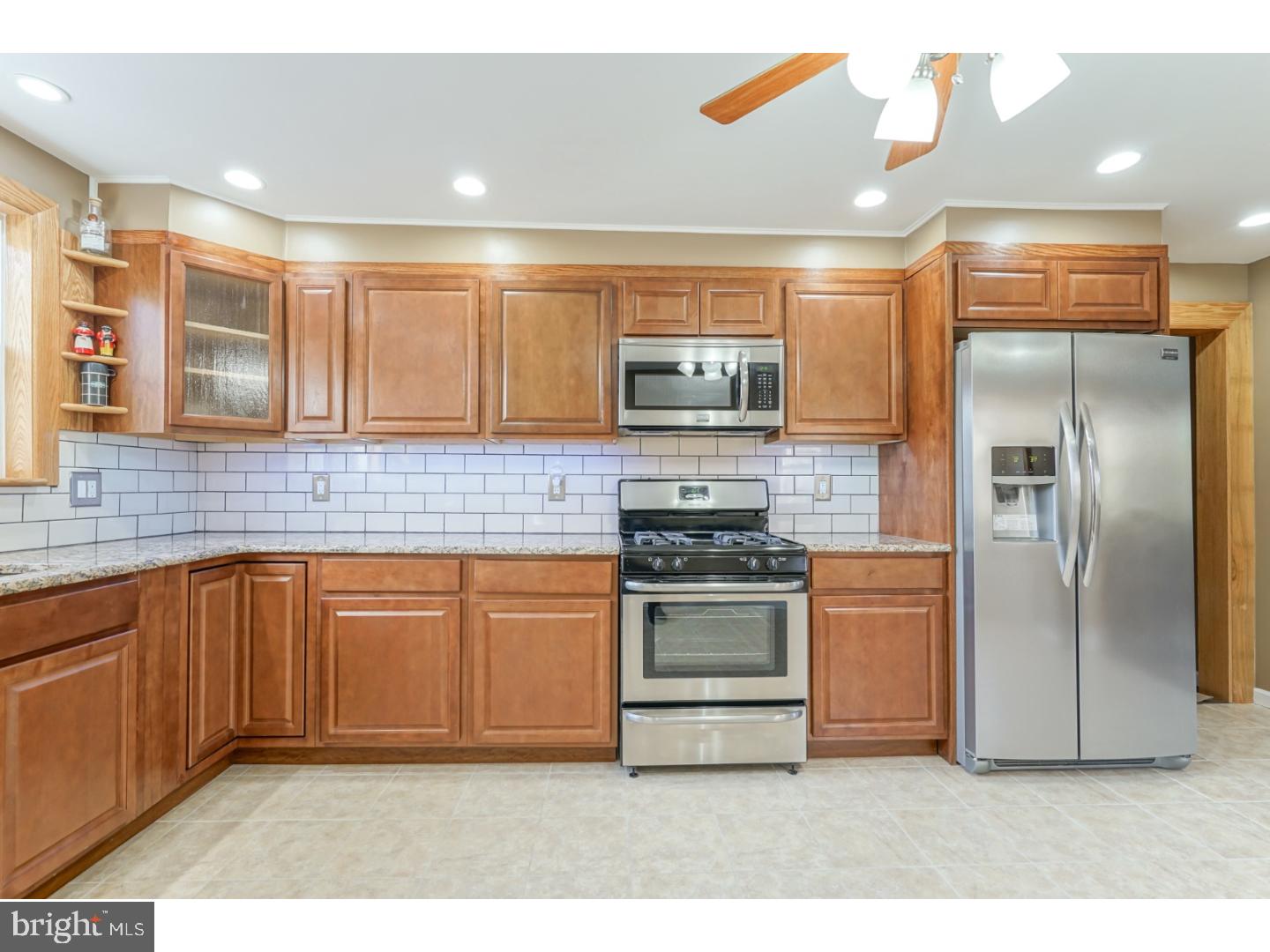 1304 Clayton Road Williamstown, NJ 08094 - Photo 4 of 25 Gallery Image 4