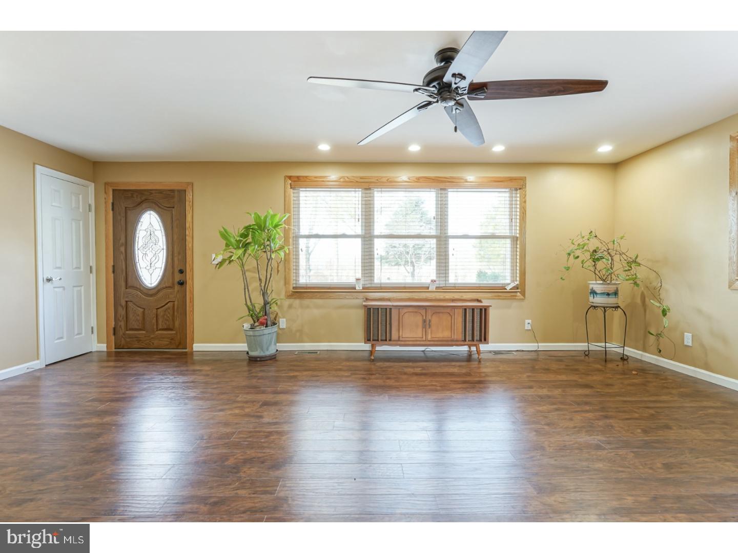 1304 Clayton Road Williamstown, NJ 08094 - Photo 8 of 25 Gallery Image 8