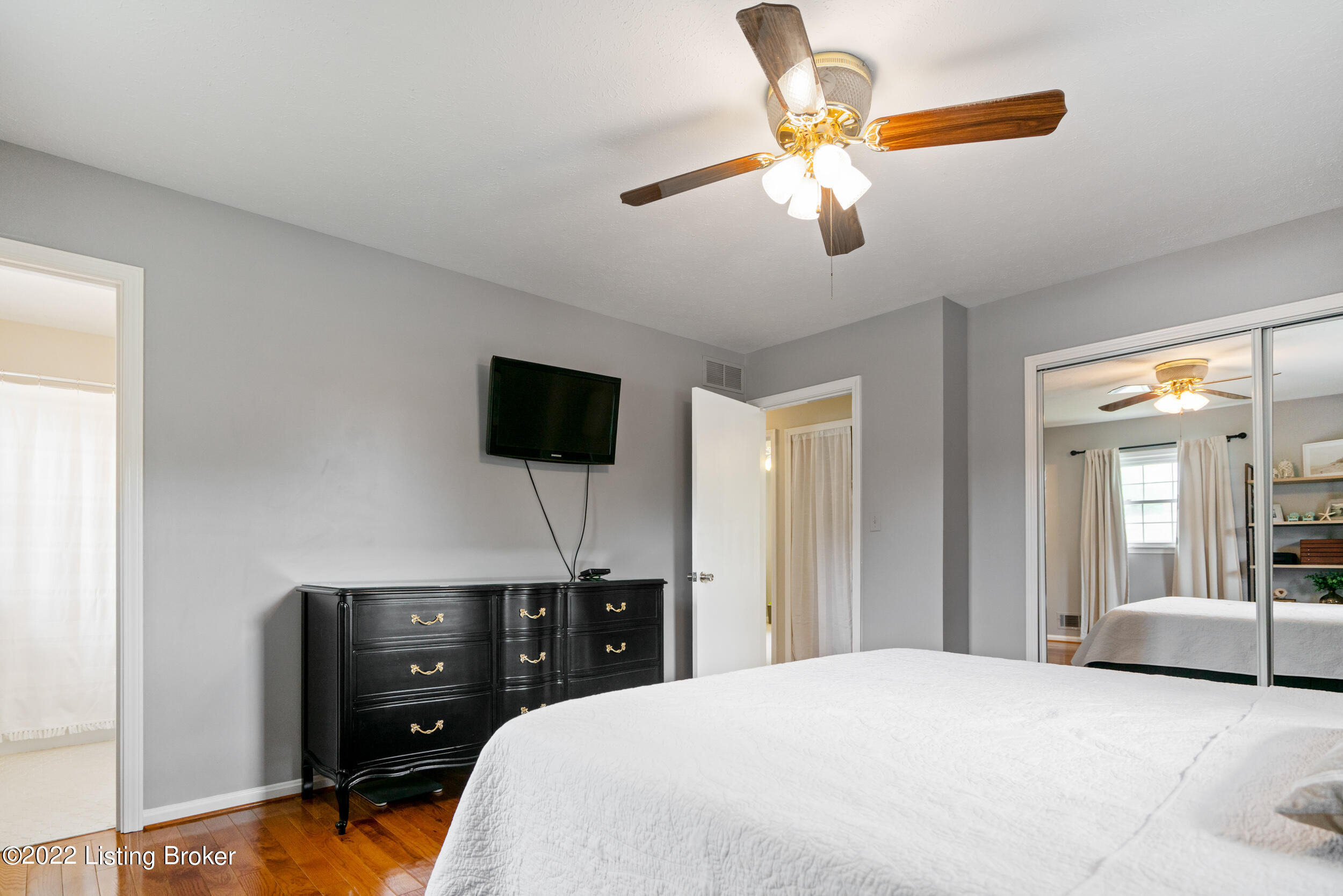 8901 La Costa Road Louisville, KY 40299 - Photo 16 of 50 8901 La Costa Road-31
