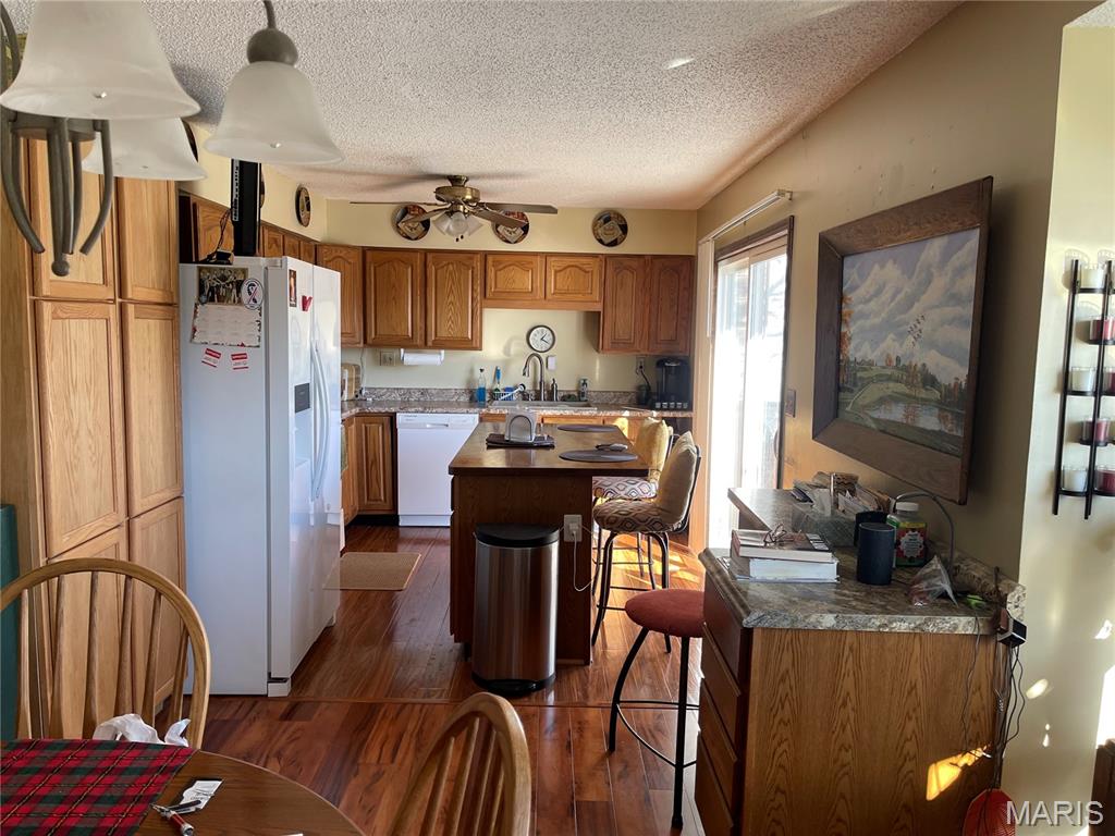 1138 Red Bud Road Osage Beach, MO 65065 - Photo 12 of 29