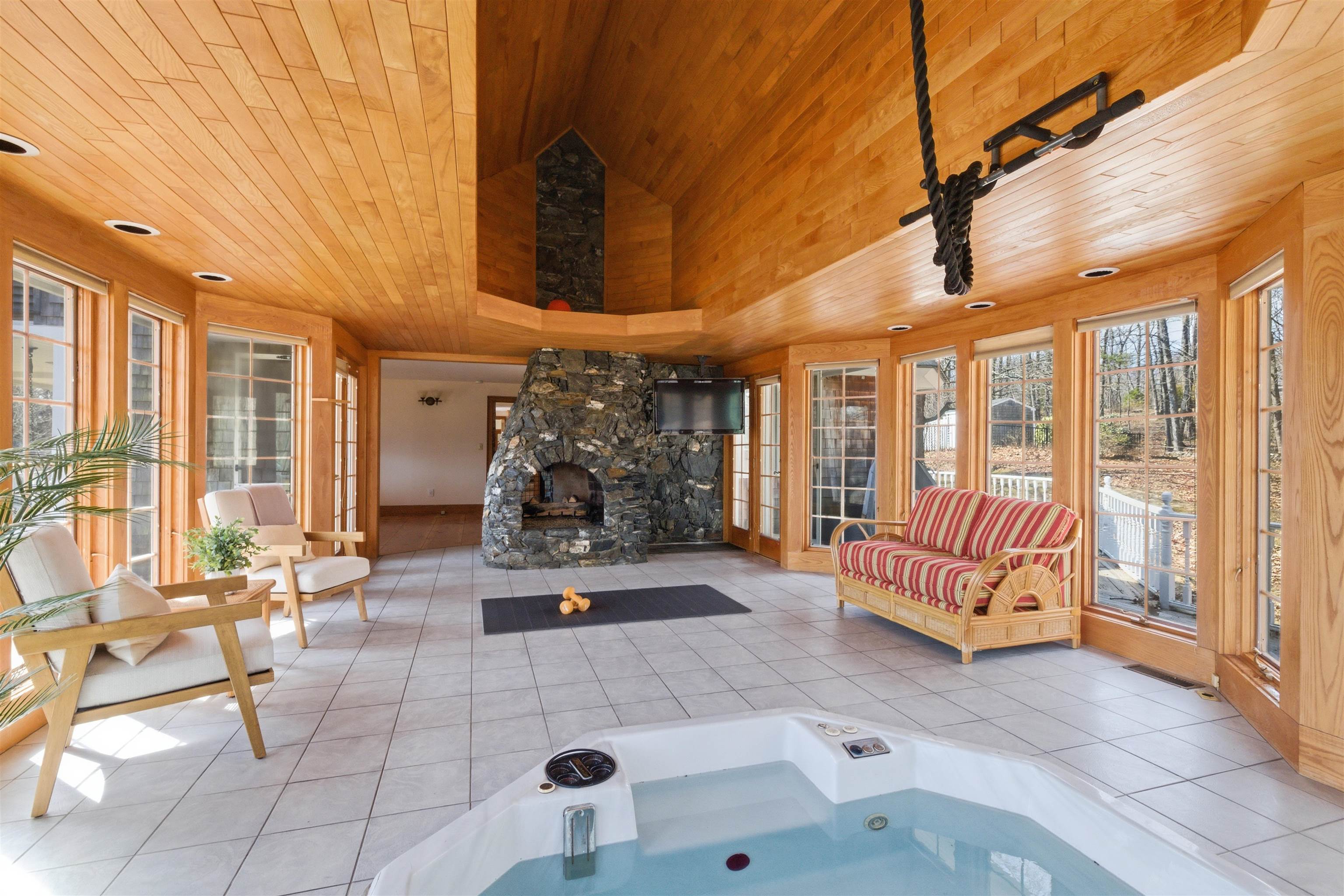 40 Pine Hill Road Hollis, NH 03049 - Photo 23 of 53