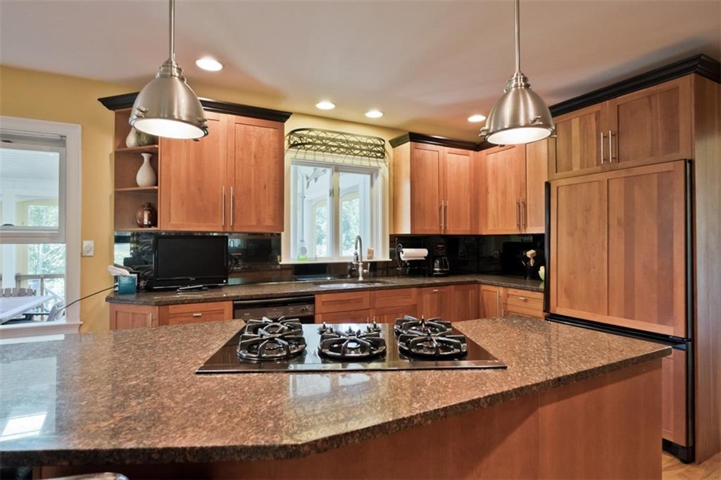 4 Cove View Road Cape Elizabeth, ME 04107 - Photo 15 of 32 Photo