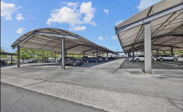 $2,250 | 4100 Forest Park Avenue, Unit 510, St. Louis, MO 63108