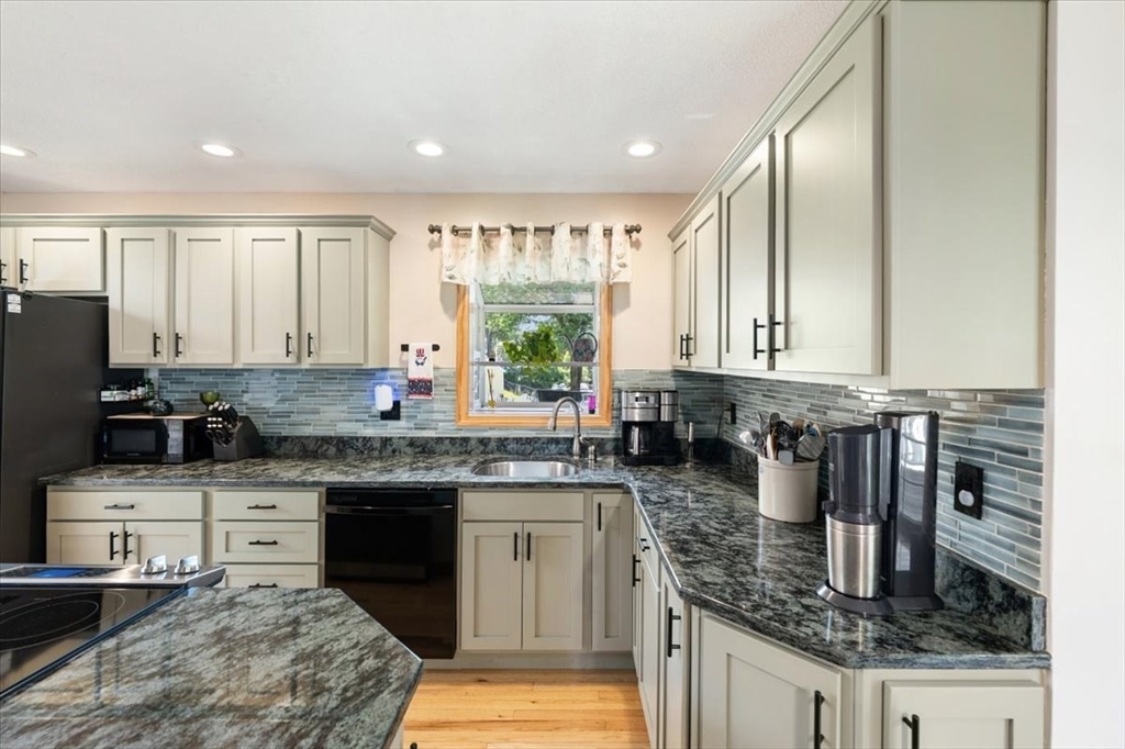 472 Potter Road Framingham, MA 01701 - Photo 14 of 42 Gallery Image 14