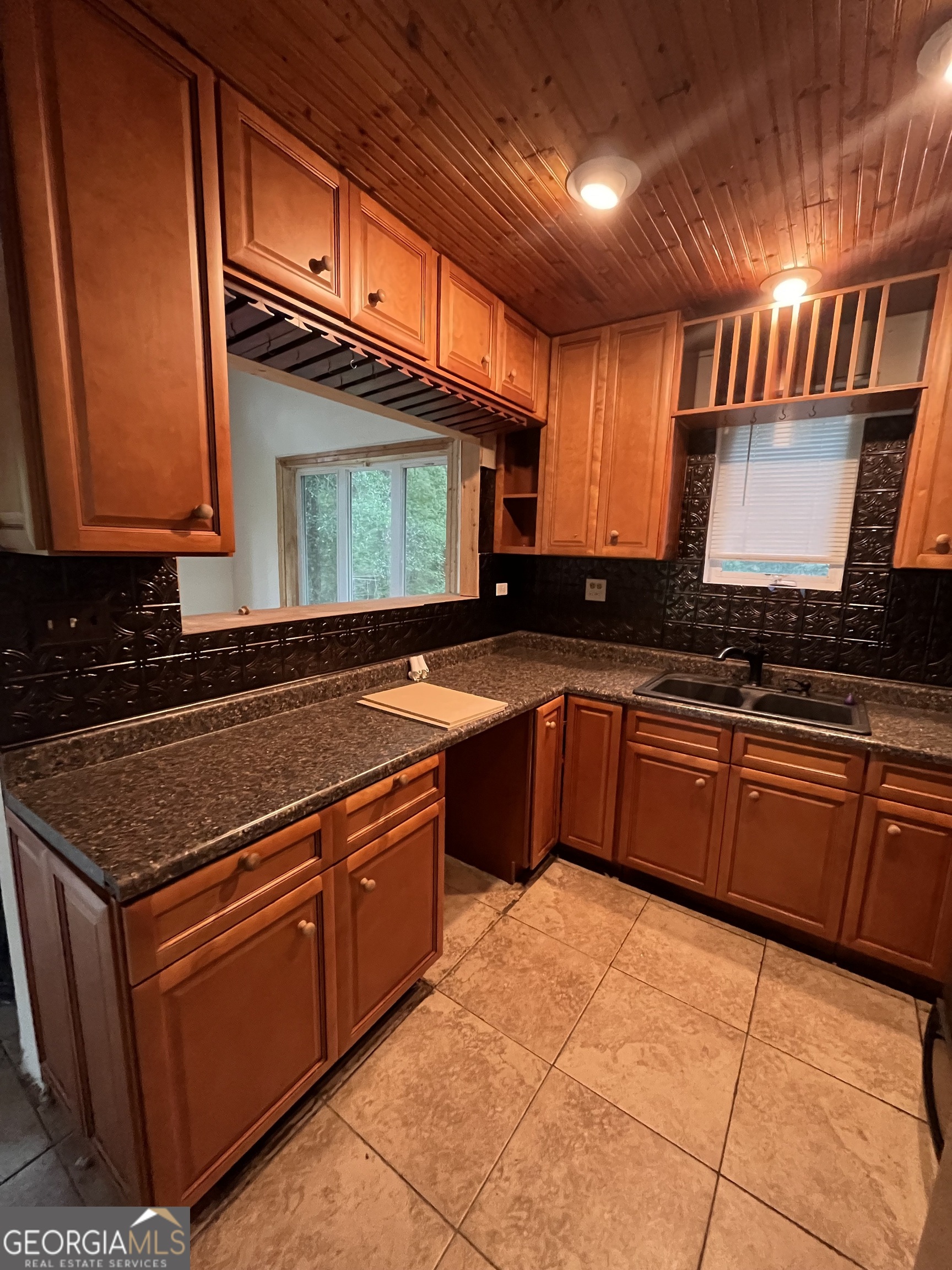 355 Thurmon Loop Road Jesup, GA 31545 - Photo 13 of 40