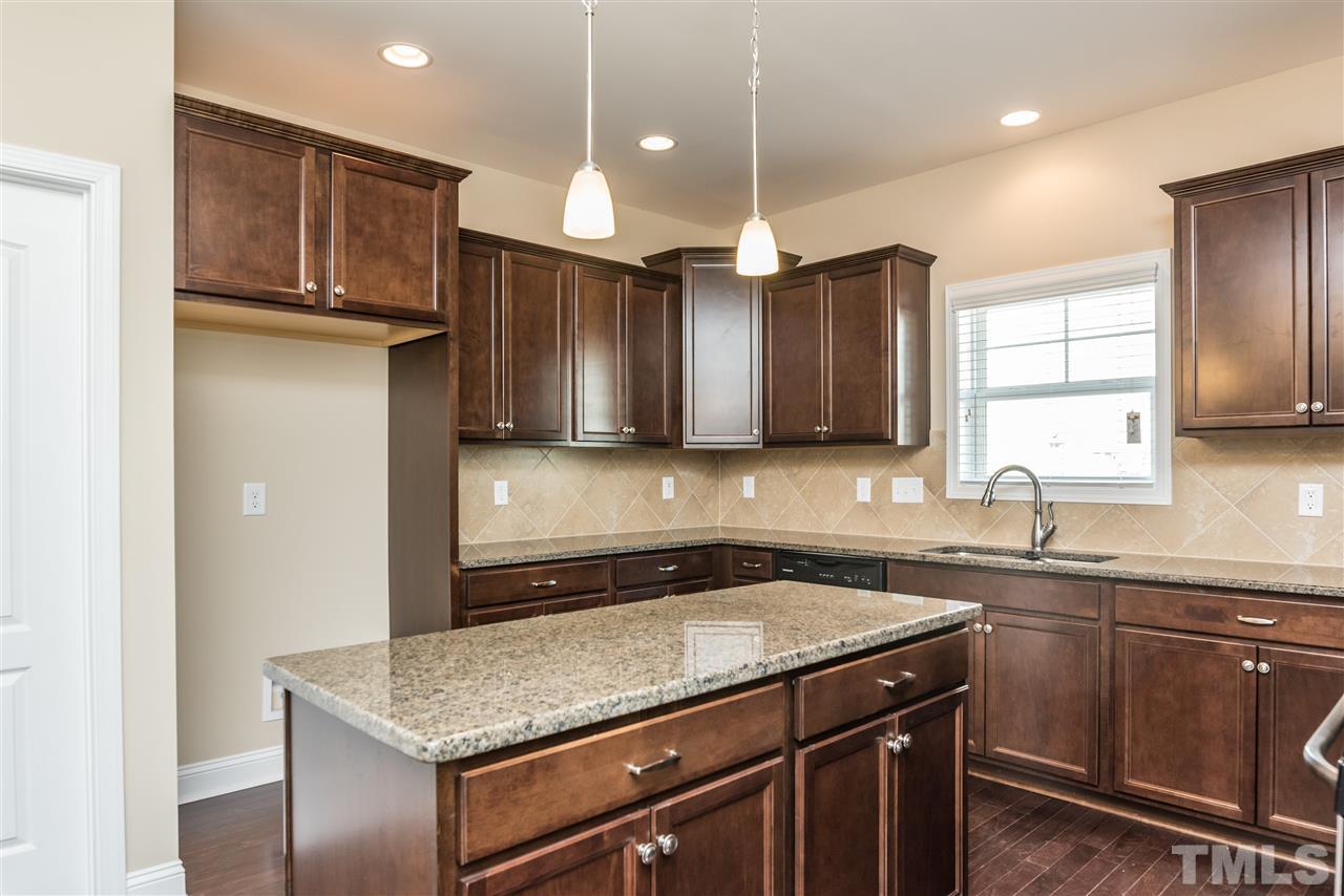 3418 Grosbeak Way Raleigh, NC 27616 - Photo 11 of 25 Gallery Image 11