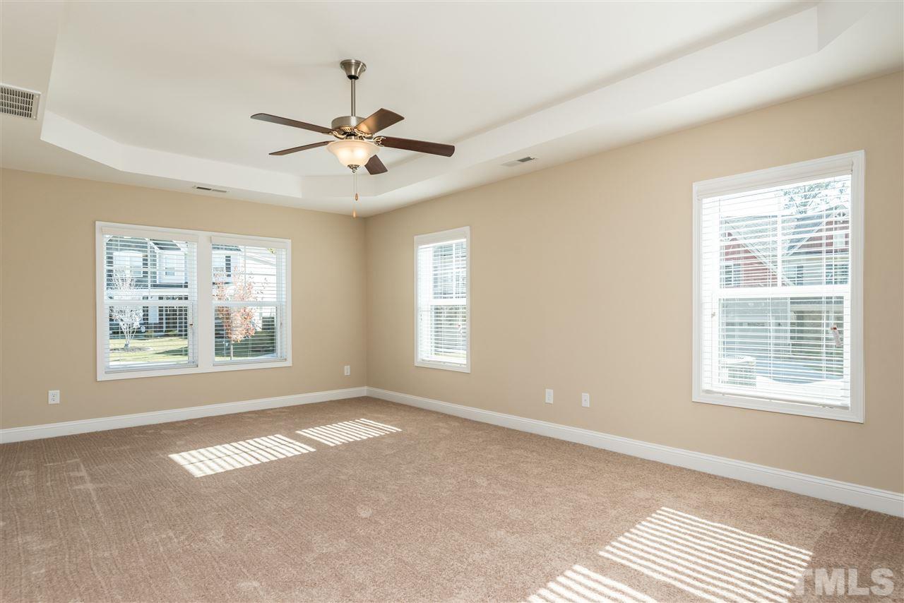 3418 Grosbeak Way Raleigh, NC 27616 - Photo 15 of 25 Gallery Image 15