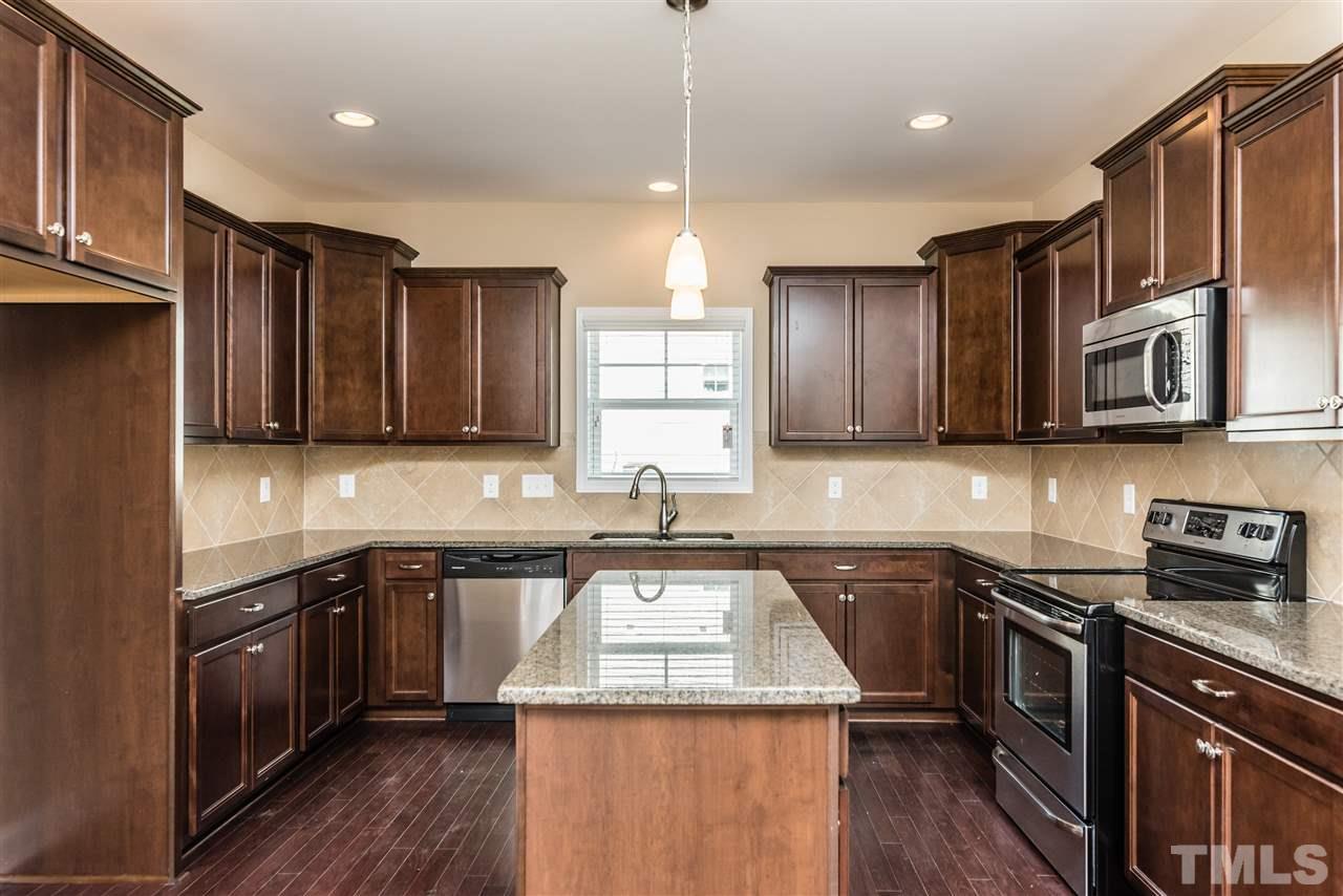 3418 Grosbeak Way Raleigh, NC 27616 - Photo 10 of 25 Gallery Image 10