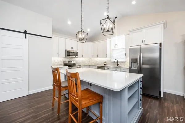 $595,000 | 1113 Menominee Trail, Mascoutah, IL 62258