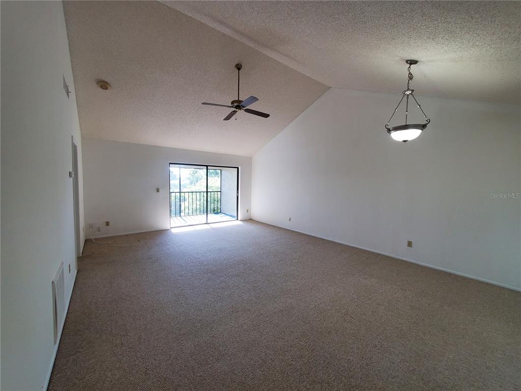 3590 Magnolia Ridge Circle, Unit 1121 (G) Palm Harbor, FL 34684 - Photo 6 of 14