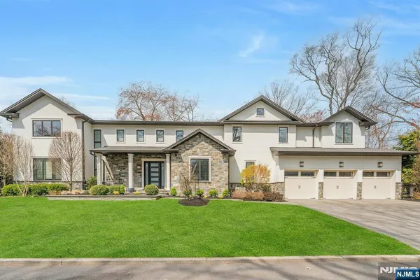 $2,998,000 | 45 Brook Way, Demarest, NJ 07627