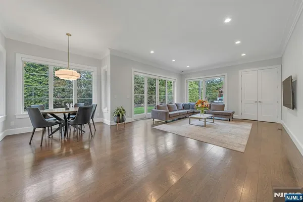 $2,998,000 | 45 Brook Way, Demarest, NJ 07627