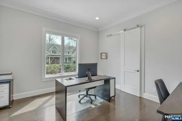 $2,998,000 | 45 Brook Way, Demarest, NJ 07627