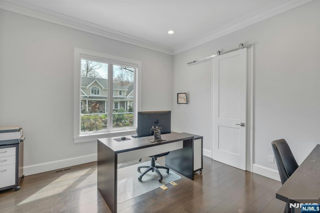 45 Brook Way Demarest, NJ 07627 - Photo 19 of 49