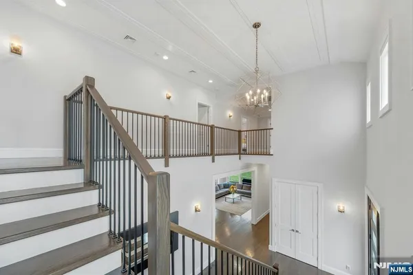 $2,998,000 | 45 Brook Way, Demarest, NJ 07627
