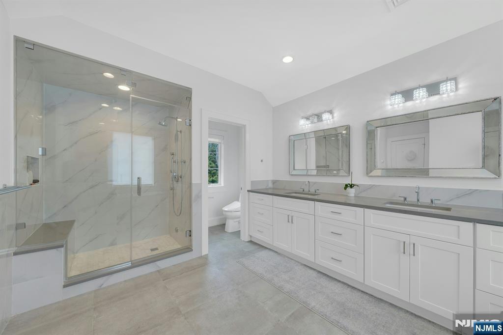 45 Brook Way Demarest, NJ 07627 - Photo 25 of 49