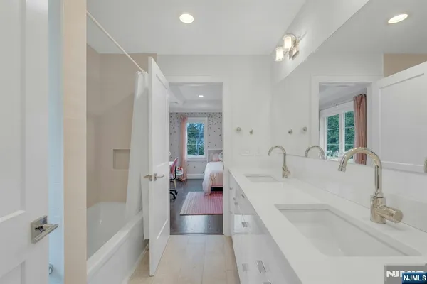 $2,998,000 | 45 Brook Way, Demarest, NJ 07627