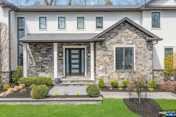 $2,998,000 | 45 Brook Way, Demarest, NJ 07627