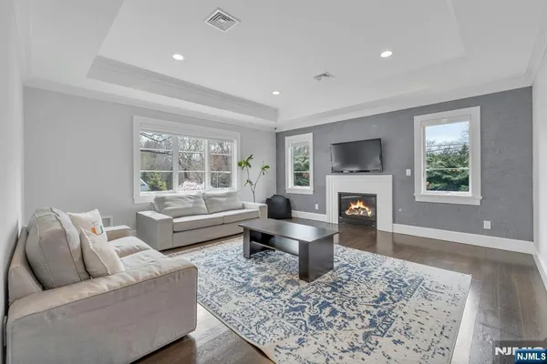 $2,998,000 | 45 Brook Way, Demarest, NJ 07627