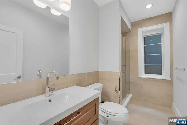 $2,998,000 | 45 Brook Way, Demarest, NJ 07627